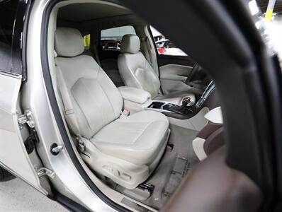 2016 Cadillac SRX Luxury Collection AWD   - Photo 18 - Addison, IL 60101