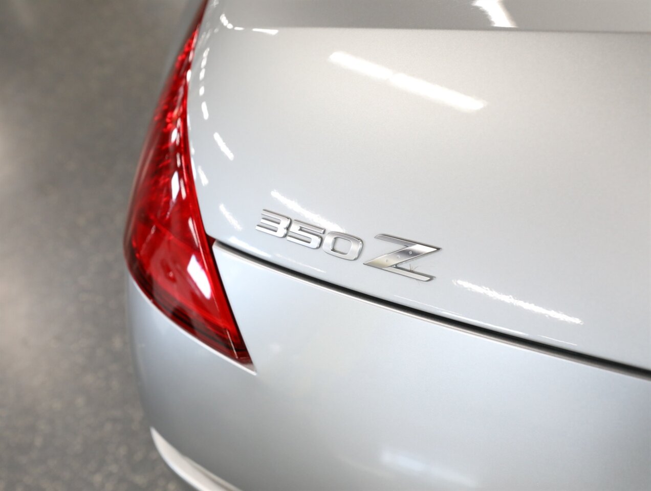2005 Nissan 350Z Touring Convertible - Photo 12 - Addison, IL 60101