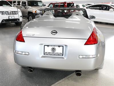 2005 Nissan 350Z Touring Convertible - Photo 11 - Addison, IL 60101