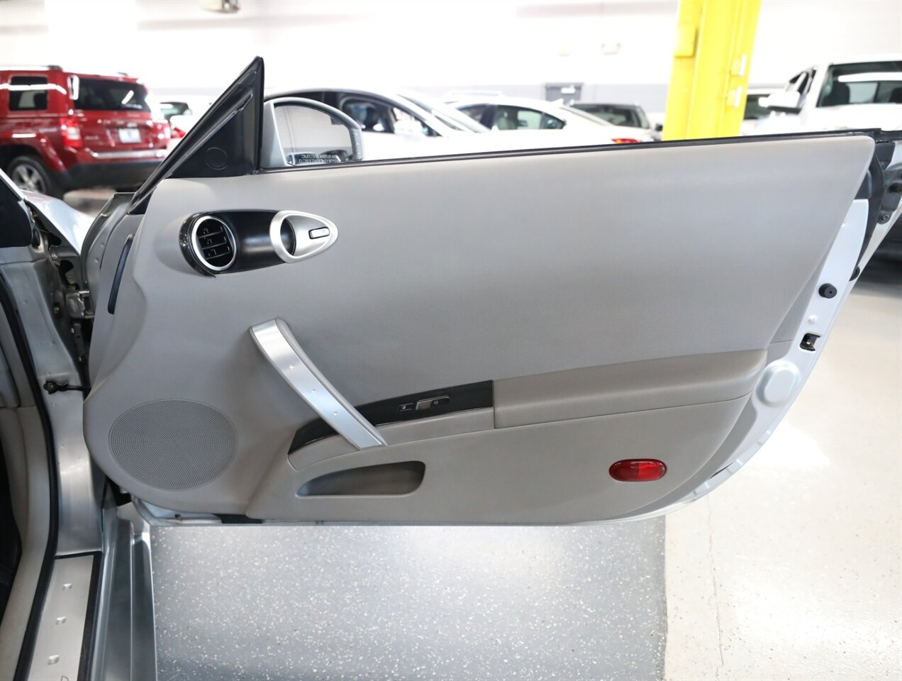 2005 Nissan 350Z Touring Convertible - Photo 19 - Addison, IL 60101