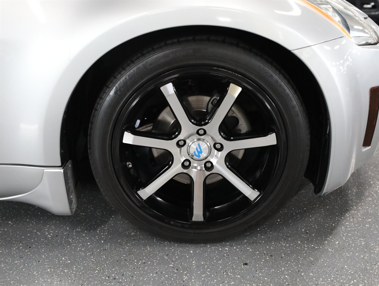 2005 Nissan 350Z Touring Convertible - Photo 43 - Addison, IL 60101