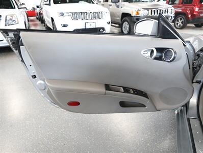 2005 Nissan 350Z Touring Convertible - Photo 23 - Addison, IL 60101