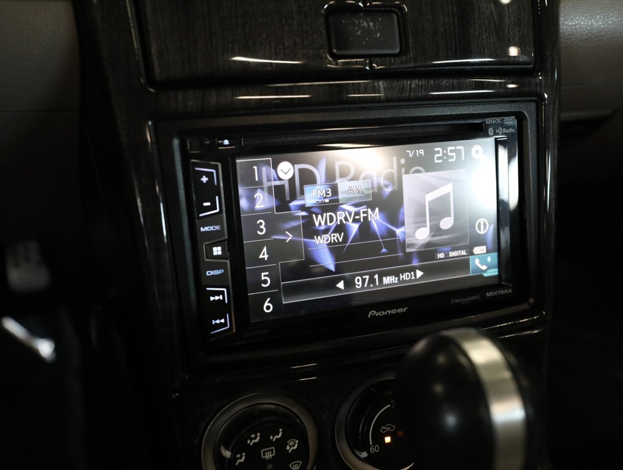 2005 Nissan 350Z Touring Convertible - Photo 29 - Addison, IL 60101