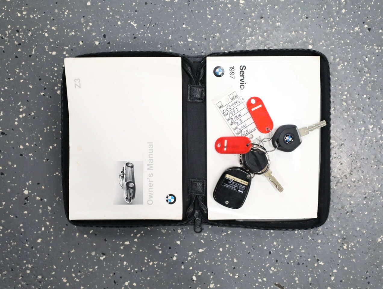 1997 BMW Z3 1.9 - Photo 46 - Addison, IL 60101