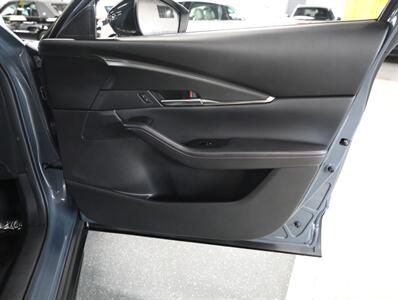 2023 Mazda CX-30 2.5 S Carbon Edition - Photo 17 - Addison, IL 60101