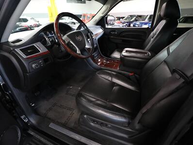 2012 Cadillac Escalade EXT Premium   - Photo 29 - Addison, IL 60101