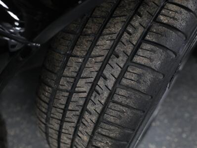 2013 Volvo C70 T5 Premier Plus   - Photo 44 - Addison, IL 60101