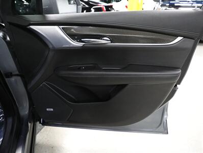 2020 Cadillac XT6 Sport AWD - Photo 17 - Addison, IL 60101