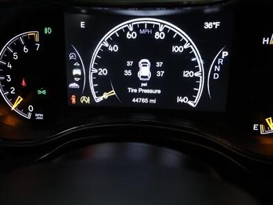 2019 Jeep Grand Cherokee Limited 4X4   - Photo 45 - Addison, IL 60101