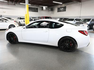 2016 Hyundai Genesis 3.8 R-Spec   - Photo 16 - Addison, IL 60101