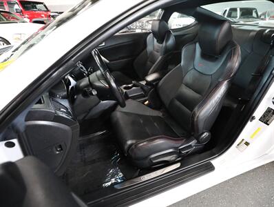 2016 Hyundai Genesis 3.8 R-Spec   - Photo 25 - Addison, IL 60101