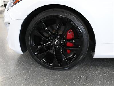 2016 Hyundai Genesis 3.8 R-Spec   - Photo 40 - Addison, IL 60101