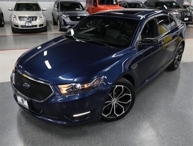 2017 Ford Taurus SHO AWD - Photo 2 - Addison, IL 60101