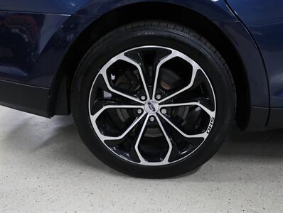 2017 Ford Taurus SHO AWD - Photo 48 - Addison, IL 60101