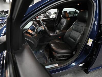 2017 Ford Taurus SHO AWD - Photo 31 - Addison, IL 60101