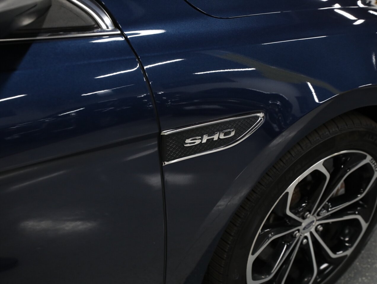 2017 Ford Taurus SHO AWD - Photo 8 - Addison, IL 60101