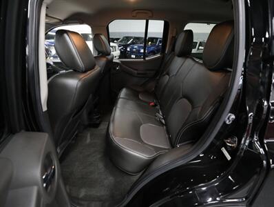 2014 Nissan Xterra PRO-4X 4x4 - Photo 27 - Addison, IL 60101