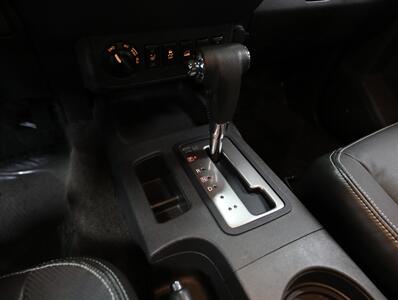 2014 Nissan Xterra PRO-4X 4x4 - Photo 33 - Addison, IL 60101