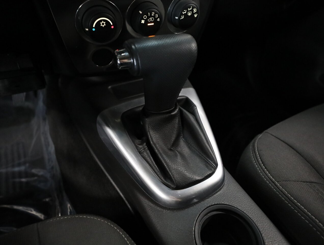 2009 Hummer H3T - Photo 34 - Addison, IL 60101