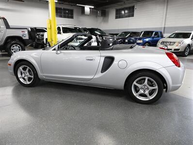 2001 Toyota MR2 Spyder - Photo 14 - Addison, IL 60101
