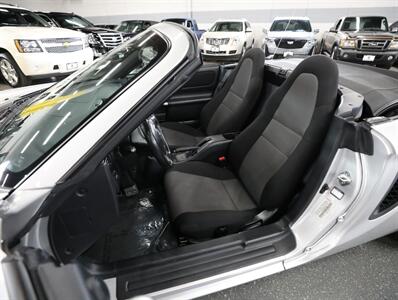 2001 Toyota MR2 Spyder - Photo 21 - Addison, IL 60101