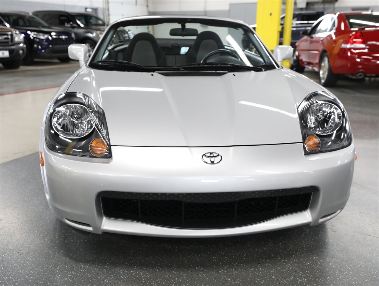 2001 Toyota MR2 Spyder - Photo 6 - Addison, IL 60101