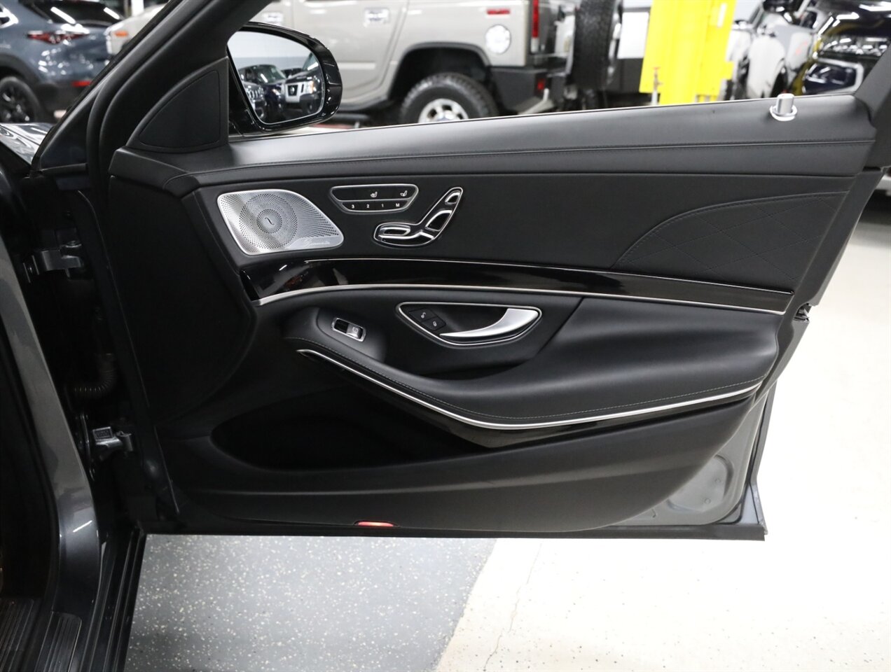 2020 Mercedes-Benz S 560 4MATIC - Photo 16 - Addison, IL 60101