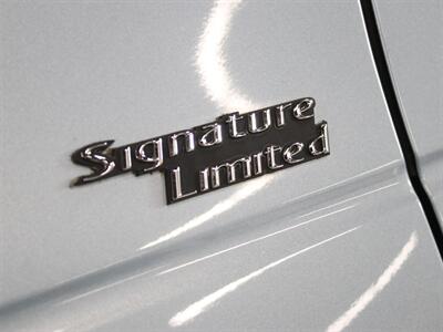 2010 Lincoln Town Car Signature Limited   - Photo 9 - Addison, IL 60101