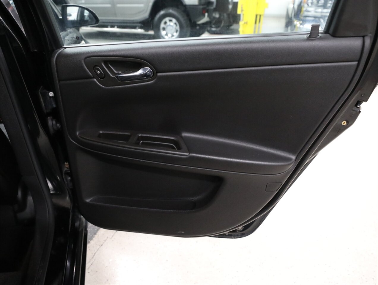 2007 Chevrolet Impala SS - Photo 19 - Addison, IL 60101