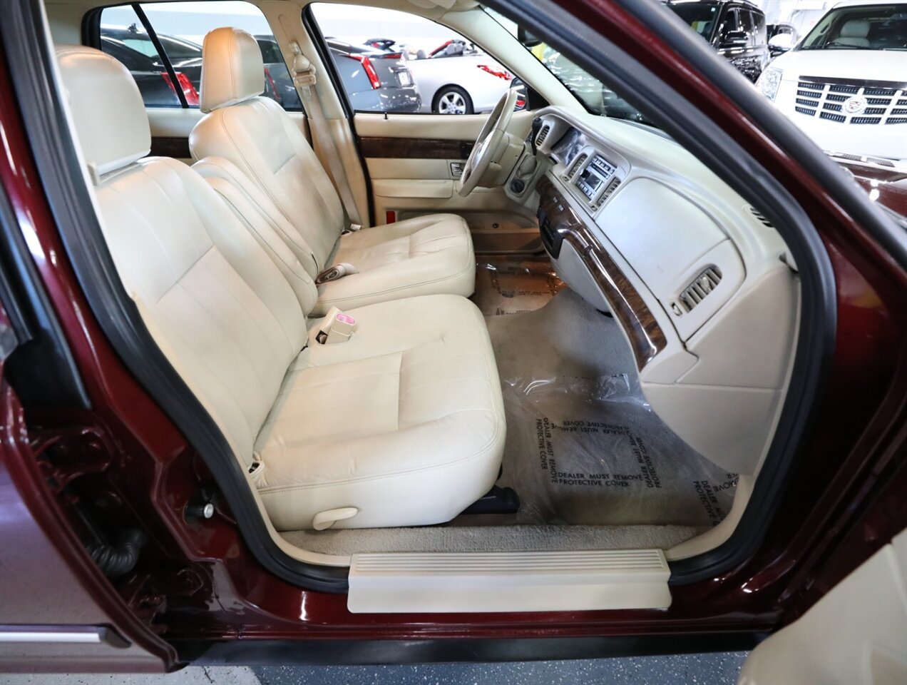 2009 Mercury Grand Marquis LS - Photo 18 - Addison, IL 60101