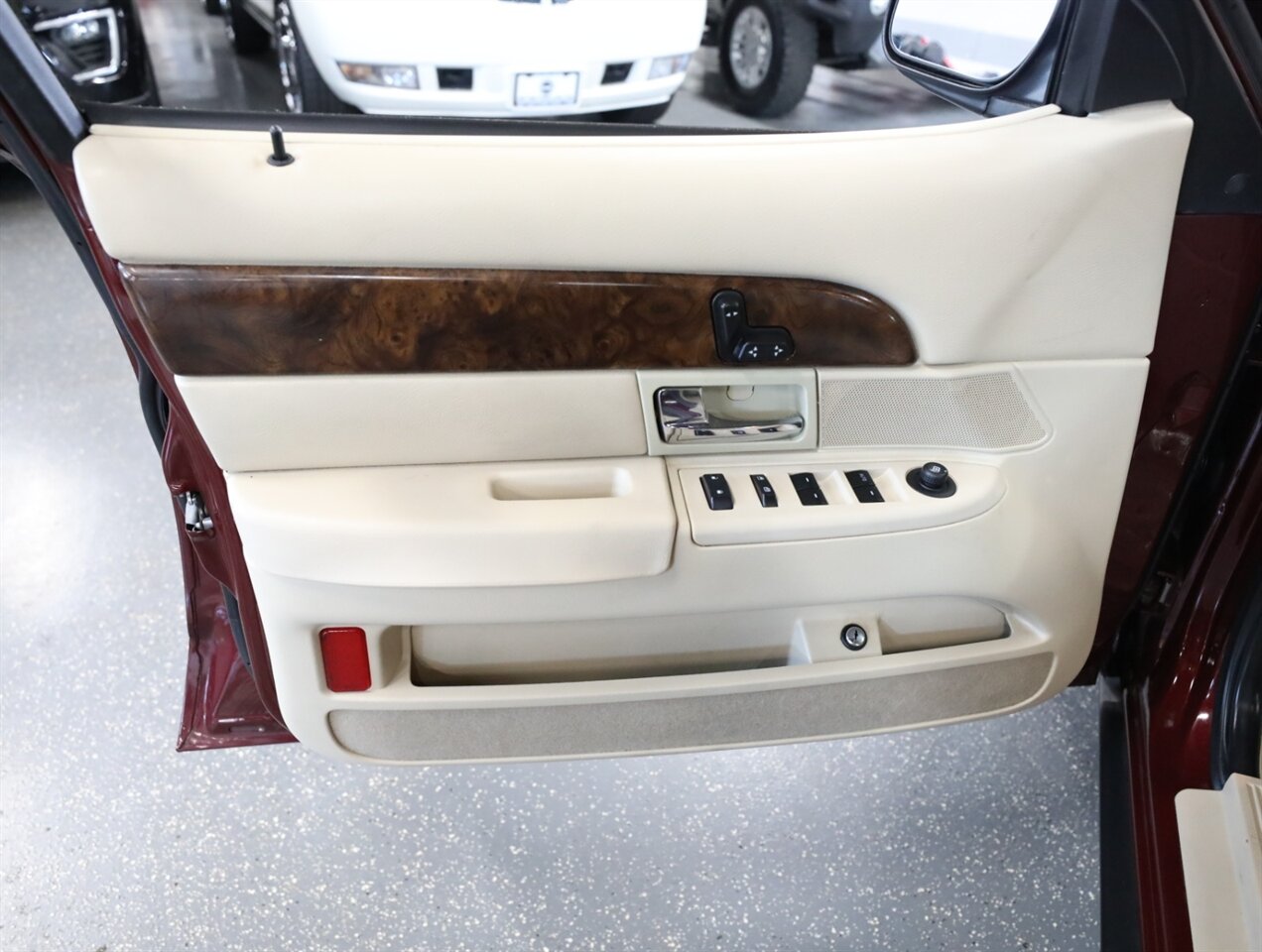 2009 Mercury Grand Marquis LS - Photo 27 - Addison, IL 60101