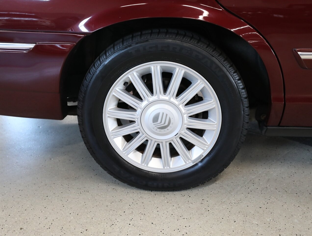 2009 Mercury Grand Marquis LS - Photo 38 - Addison, IL 60101