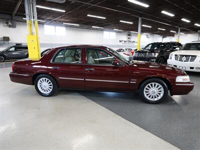 2009 Mercury Grand Marquis LS - Photo 9 - Addison, IL 60101