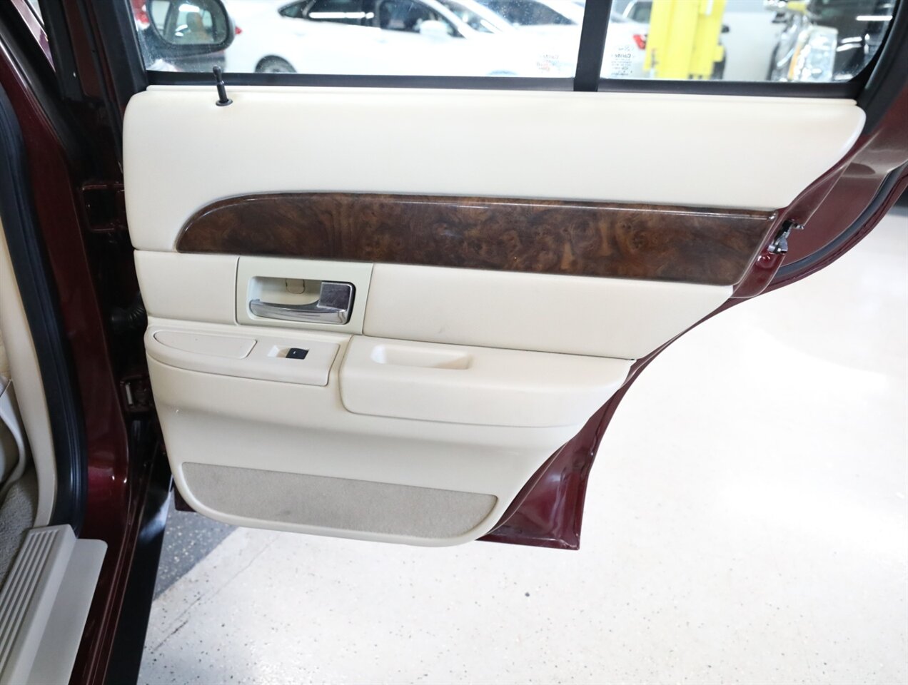 2009 Mercury Grand Marquis LS - Photo 19 - Addison, IL 60101