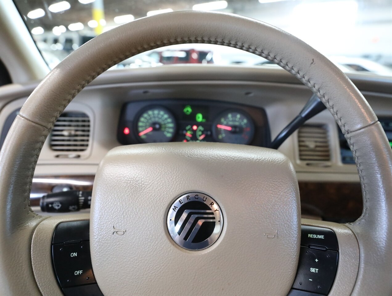 2009 Mercury Grand Marquis LS - Photo 31 - Addison, IL 60101