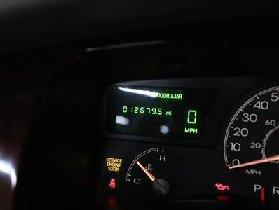 2003 Lincoln Town Car Executive   - Photo 31 - Addison, IL 60101