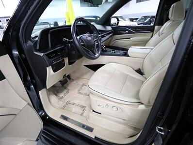 2023 Cadillac Escalade Premium Luxury 4WD   - Photo 35 - Addison, IL 60101