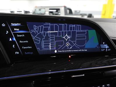 2023 Cadillac Escalade Premium Luxury 4WD   - Photo 42 - Addison, IL 60101