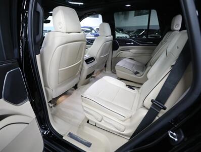 2023 Cadillac Escalade Premium Luxury 4WD   - Photo 29 - Addison, IL 60101