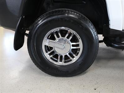 2008 Hummer H3 Alpha   - Photo 43 - Addison, IL 60101