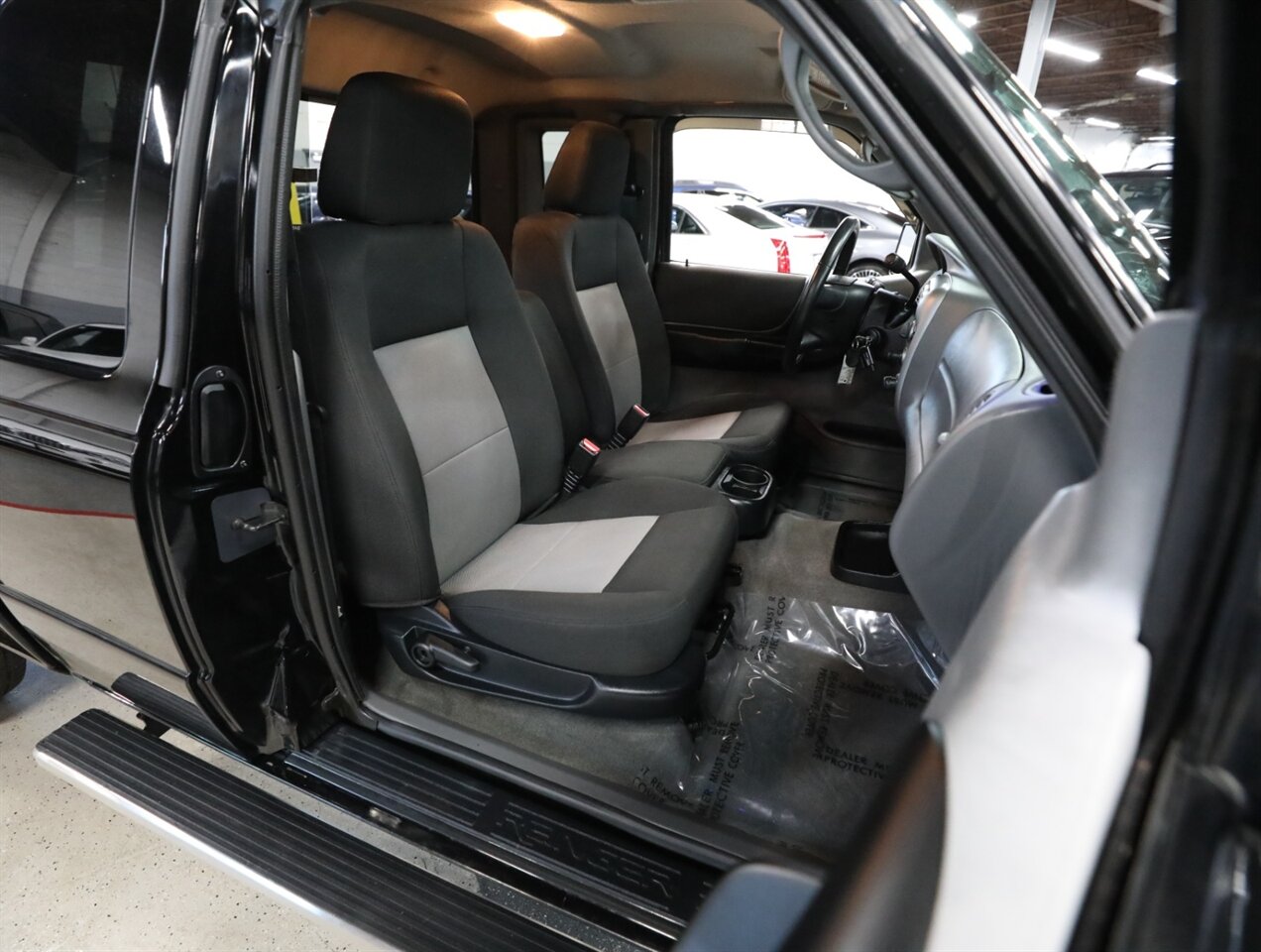 2011 Ford Ranger XLT 4X4 - Photo 23 - Addison, IL 60101