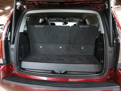 2018 Cadillac Escalade Premium Luxury 4WD - Photo 22 - Addison, IL 60101