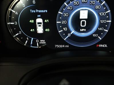 2018 Cadillac Escalade Premium Luxury 4WD - Photo 47 - Addison, IL 60101