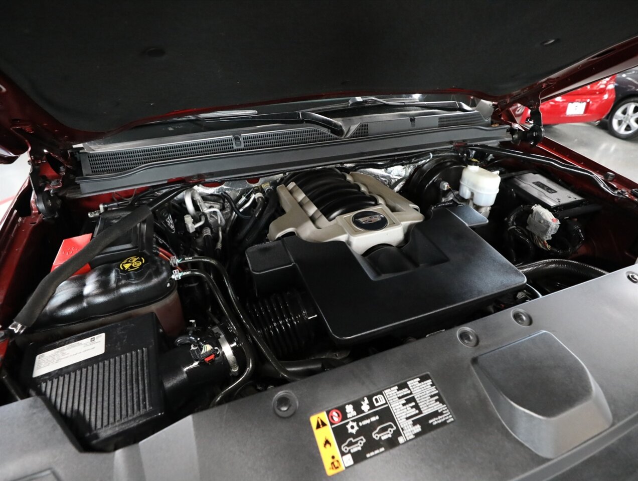 2018 Cadillac Escalade Premium Luxury 4WD - Photo 54 - Addison, IL 60101