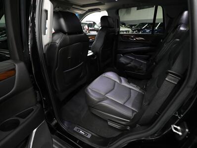 2018 Cadillac Escalade Luxury 4WD - Photo 28 - Addison, IL 60101