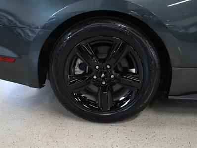 2016 Ford Mustang V6 Convertible - Photo 42 - Addison, IL 60101