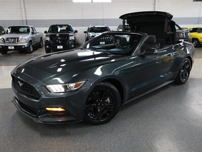2016 Ford Mustang V6 Convertible - Photo 34 - Addison, IL 60101