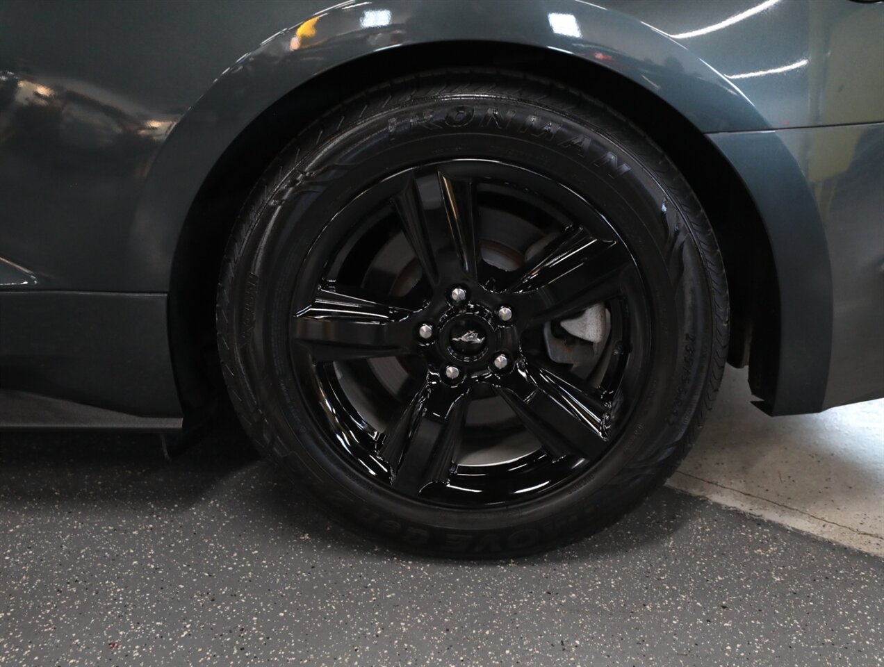 2016 Ford Mustang V6 Convertible - Photo 39 - Addison, IL 60101