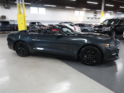 2016 Ford Mustang V6 Convertible - Photo 8 - Addison, IL 60101