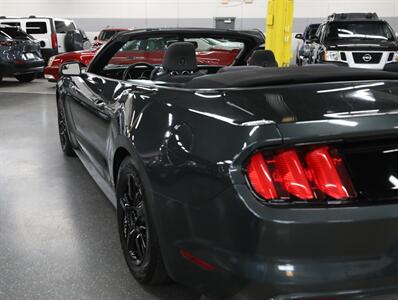 2016 Ford Mustang V6 Convertible - Photo 13 - Addison, IL 60101